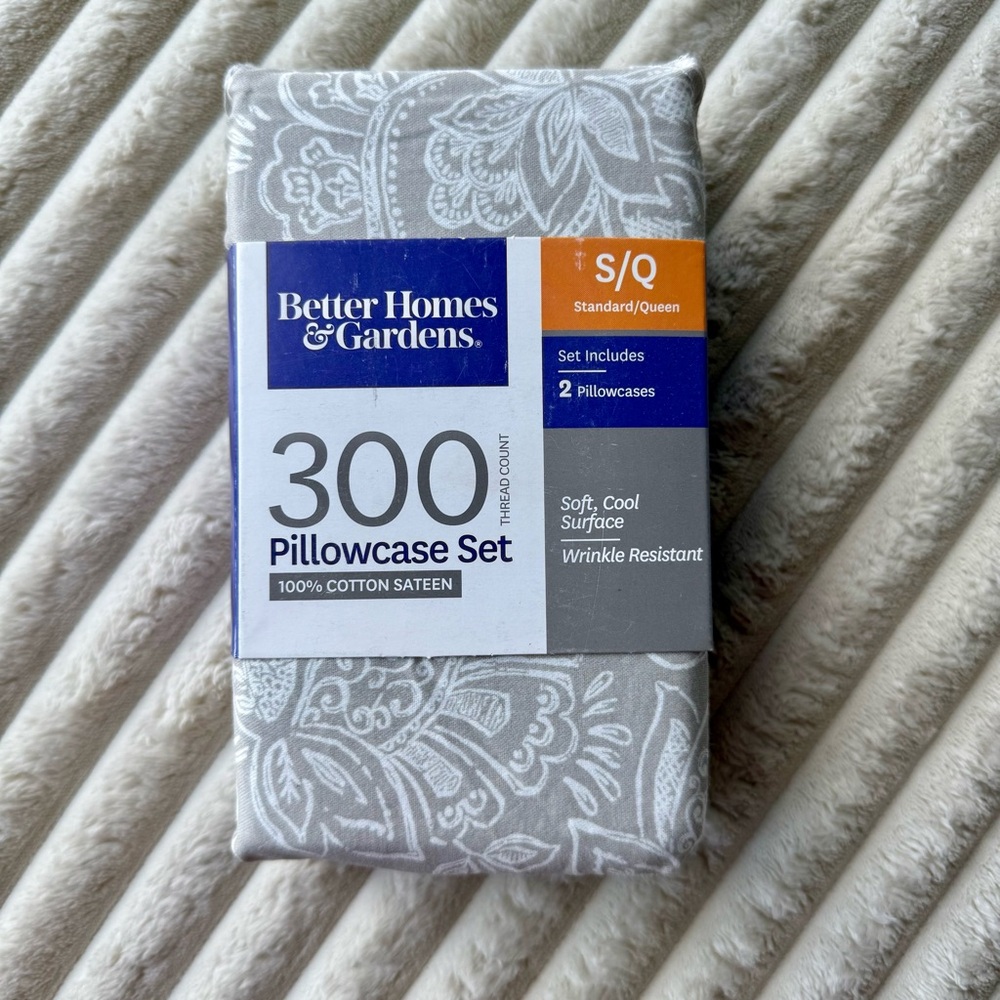 Better Homes & Gardens 2-Piece 300 Thread Count Standard Queen Pillowcase Set
